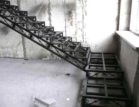 металлическая лестница 