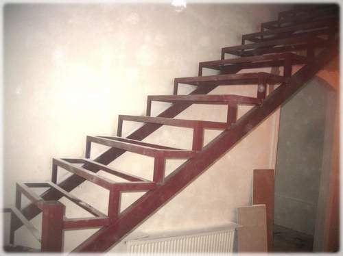 Самодельная металлическая лестница