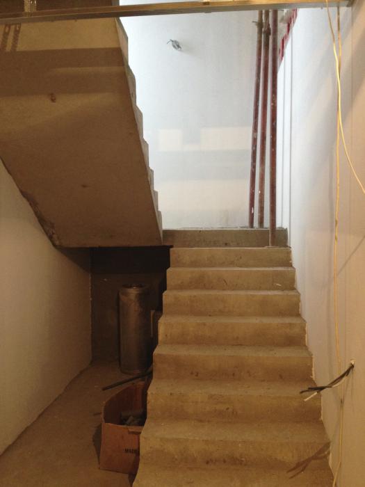 фото:Устройство лестницы в загородном доме. Пестово