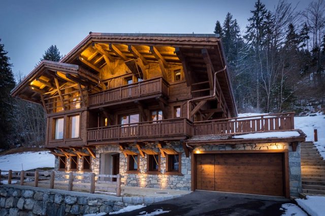 Дом в швейцарском стиле 